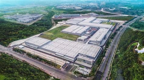 面向全球化的“智能制造”典范 长城重庆工厂竣工投产_凤凰网汽车_凤凰网