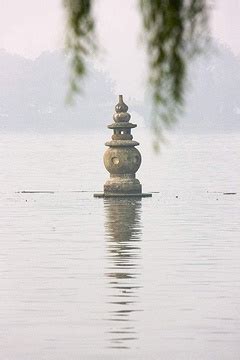 三潭印月（杭州西湖十景之一） – 西湖龙井
