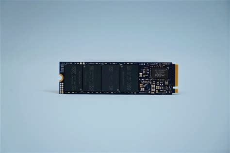 长江储存致态TiPlus7100 SSD：无缓存高速度_原创_新浪众测
