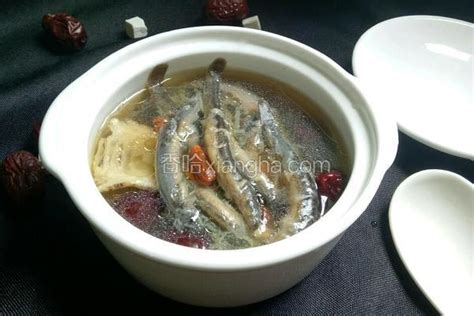 红枣泥鳅汤的做法_菜谱_香哈网