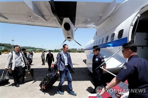 朝鲜高丽航空,图134,飞机,科技,纪实摄影,摄影素材,汇图网www.huitu.com