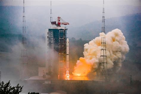 Lanzamiento del grupo Siwei Gaojing-2 • Frontera Espacial