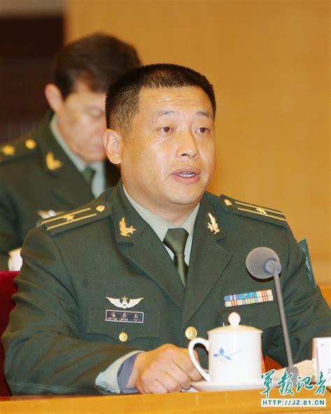中国人民解放军三军仪仗队礼服的历史变迁