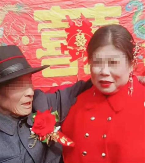 山东78岁新郎骑骏马迎娶48岁新娘，邻居：老人是低保户，侄子操办婚礼-中国网