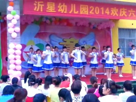 红领巾相约中国梦 为梦想时刻准备着-广外附属中小学