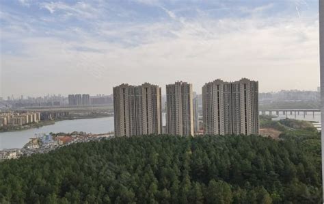 辽阳市某新建小区130平米左右的平面户型设计CAD图纸（8张）_住宅小区_土木在线