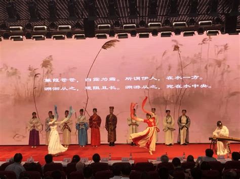 人文学子在上海大学第三届中华古典诗词吟诵比赛中荣获佳绩