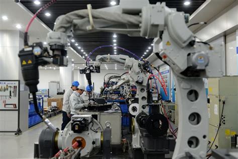 唐山高新区：全力打造机器人“共享工厂”