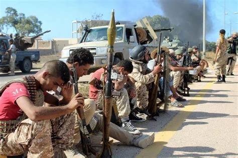 利比亚冲突再起，大国博弈效应初现，大批军火运抵前线