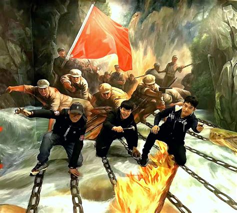 聆听历史回响 阔步新的长征——写在红军长征胜利85周年之际_时图_图片频道_云南网