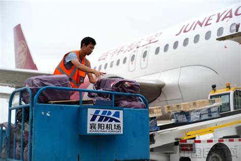 襄阳机场暑期运送旅客超19万人次-中国民航网
