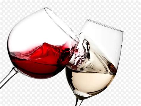 豪华红酒。 两杯带酒的酒杯，由桌上美味的红葡萄制成。 摄像机向下移动。 慢动作视频特效素材-千库网