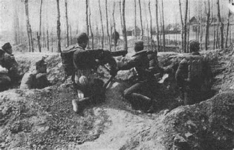 1938年3月14日-4月15日，国民党著名将领李宗仁指挥的台儿庄战役