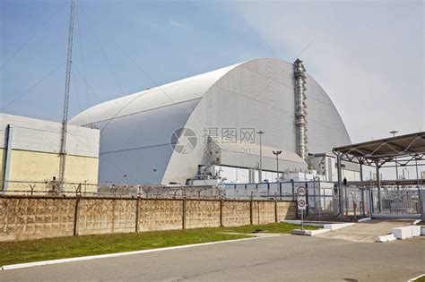 切尔诺贝利的今天：巨型穹顶覆盖反应堆残骸_手机新浪网