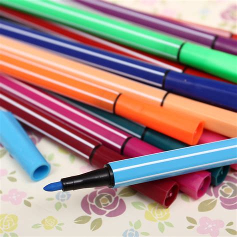 马克笔水彩笔儿童无毒水性款水彩笔48色双头画画笔美术学生专用80