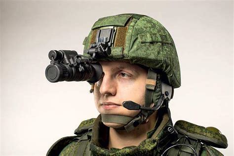 深度：俄军斥巨资装备钛合金头盔 单兵装备却已落后_手机新浪网