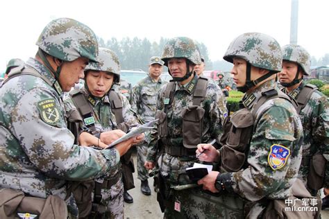 中国人民解放军陆军步兵有什么组成