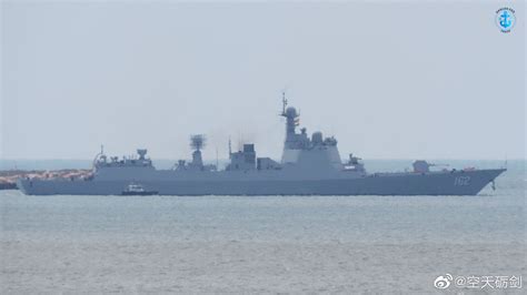 美媒：中国海军正在同时建造至少5艘052D_手机新浪网
