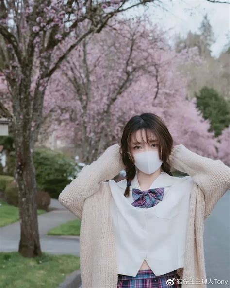 温柔女生头像玩偶姐姐