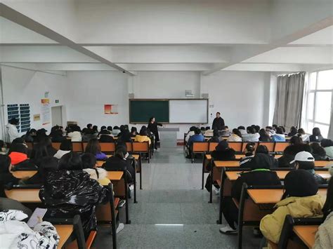 学前教育学院举行创城志愿者第二次培训会-辽阳职业技术学院