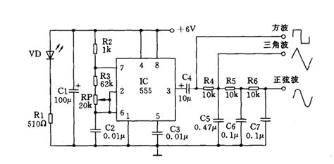 555电路构成的多谐振荡器是什么工作原理？
