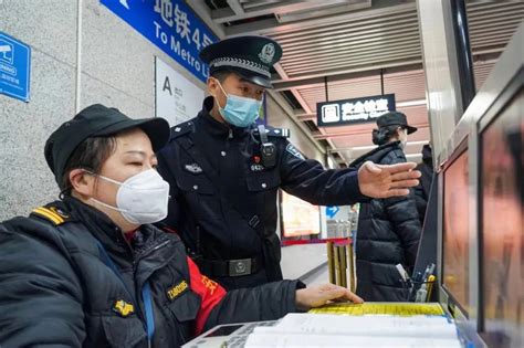 湖北公安：武汉万名“地下工作者”结成291个“平安地铁联盟”|地铁|辅警|湖北省_新浪新闻