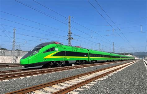 复兴号“绿巨人”上线，金台铁路即将开通运营：设计时速160公里_凤凰网