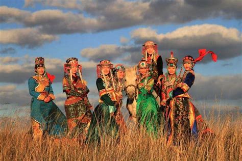 【蒙古文化】10个讲蒙古语的民族 分布天南海北 人口近千万！-草原元素---蒙古元素 Mongolia Elements