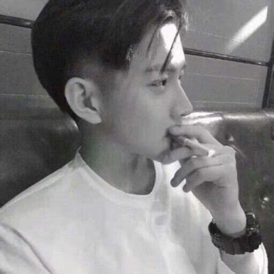 头像小众非主流男生