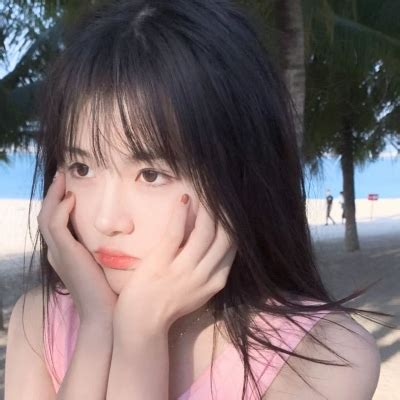 特别温柔干净的头像女生