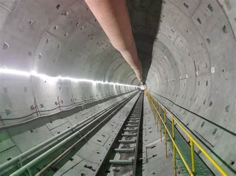 十一号线再通三段隧道，土建工程完成84%