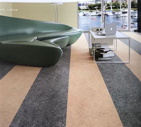 雅乐福医院塑胶地板 走廊PVC地胶 净化室同质透心地板 防滑耐磨