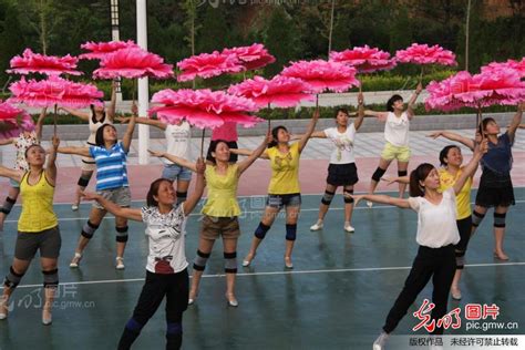 开封举办“好眠传中国 幸福舞起来”2022年全国艺术广场舞大赛活动