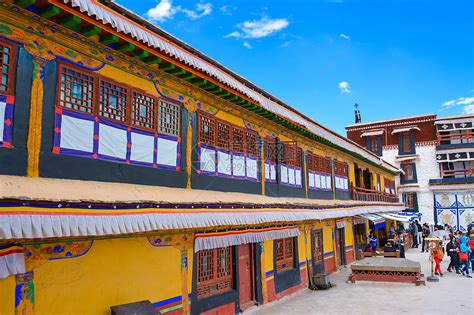 西藏拉萨八廓街高清图片下载-正版图片501046363-摄图网