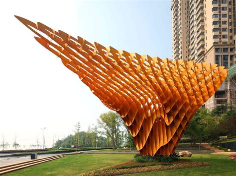 我校艺术设计学院于文龙老师雕塑作品应邀入选2018中国大同雕塑双年展-吉林建筑大学