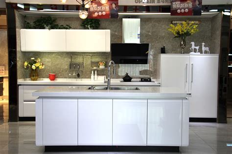 欧派橱柜图片 整体橱柜定制现代开放式厨房装修效果图_品牌产品-橱柜网
