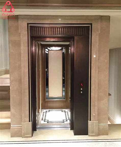 U型楼梯中间位置家用电梯设计方案，买家用电梯认准上海巨菱-公司动态