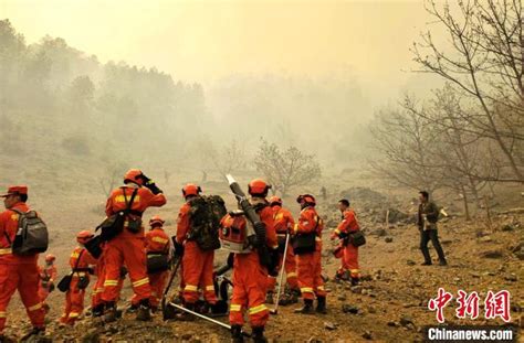 “守护青山·2020”扑救森林草原火灾综合演练在凉山州举行 - 封面新闻
