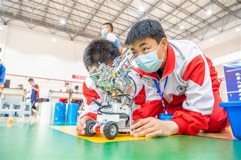 贵州毕节：2022年青少年机器人竞赛开幕-人民图片网