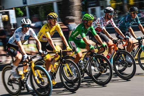 2018环法自行车赛第十五赛段高清照片|环法自行车赛|赛段_新浪新闻