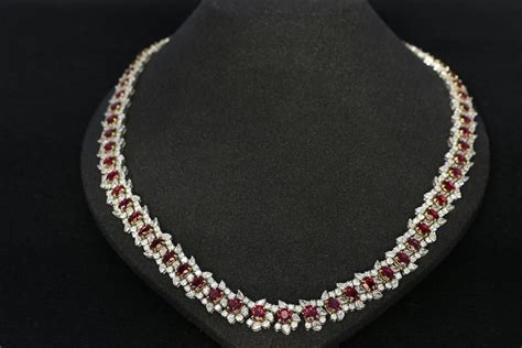 天然美钻石镶嵌无烧鸽血红红宝石项链作品