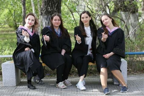 在韩国的俄罗斯女大学生：被欧巴们誉为俄罗斯天使女神！人气超高-新闻资讯-高贝娱乐