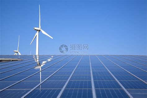 核能、太阳能和风能可以解决未来的能源短缺问题照片摄影图片_ID:311174864-Veer图库