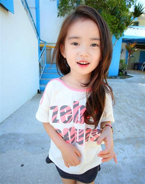 韩国第一美少女Yurisa美照 暗黑风格的哥特式萝莉_3DM单机