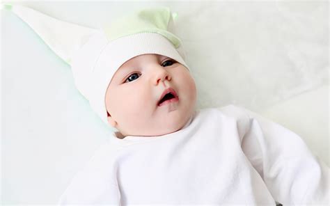 婴儿一定要戴帽子吗（冬天出生的宝宝）-幼儿百科-魔术铺