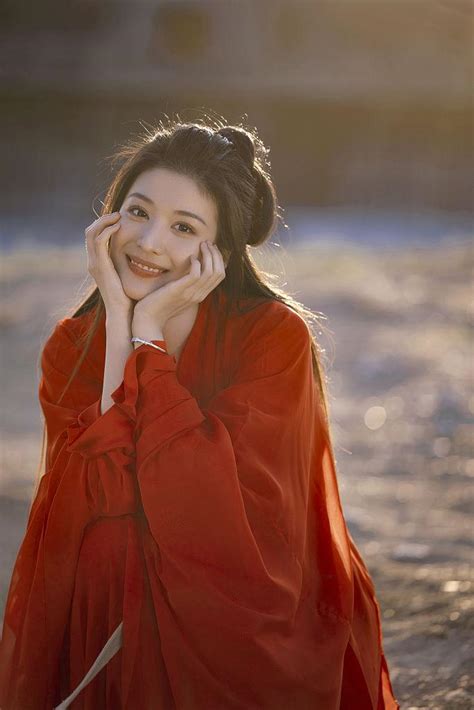 古风头像王楚然红衣女生