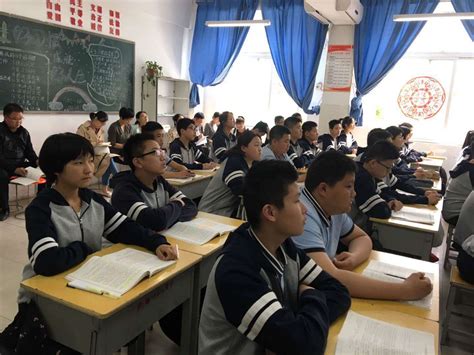 郑州市实验孩子走进小学，学校生活初体验 - 郑州教育信息网