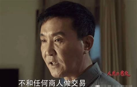 61岁“晚节不保”，名和利，救不了演员吴刚