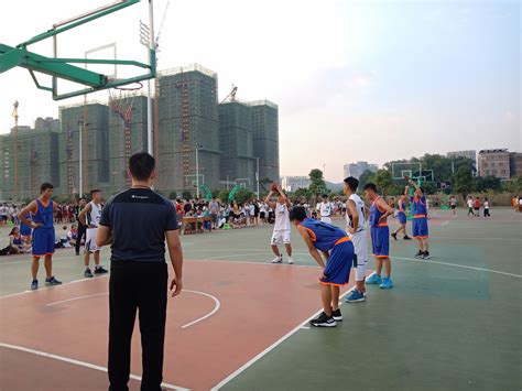 管理工程系“强国杯”新生篮球赛正式开幕