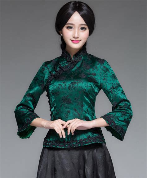 复古风唐装图片女生头像